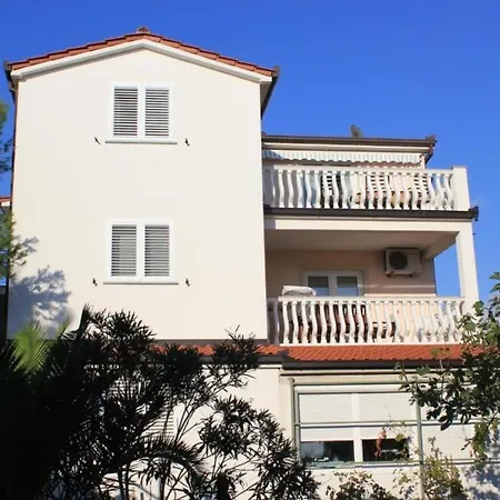 In Rogoznica With Sea View, Balcony, Air Conditioning, Wifi 5148-1 * Rogoznica (Sibenik-Knin)